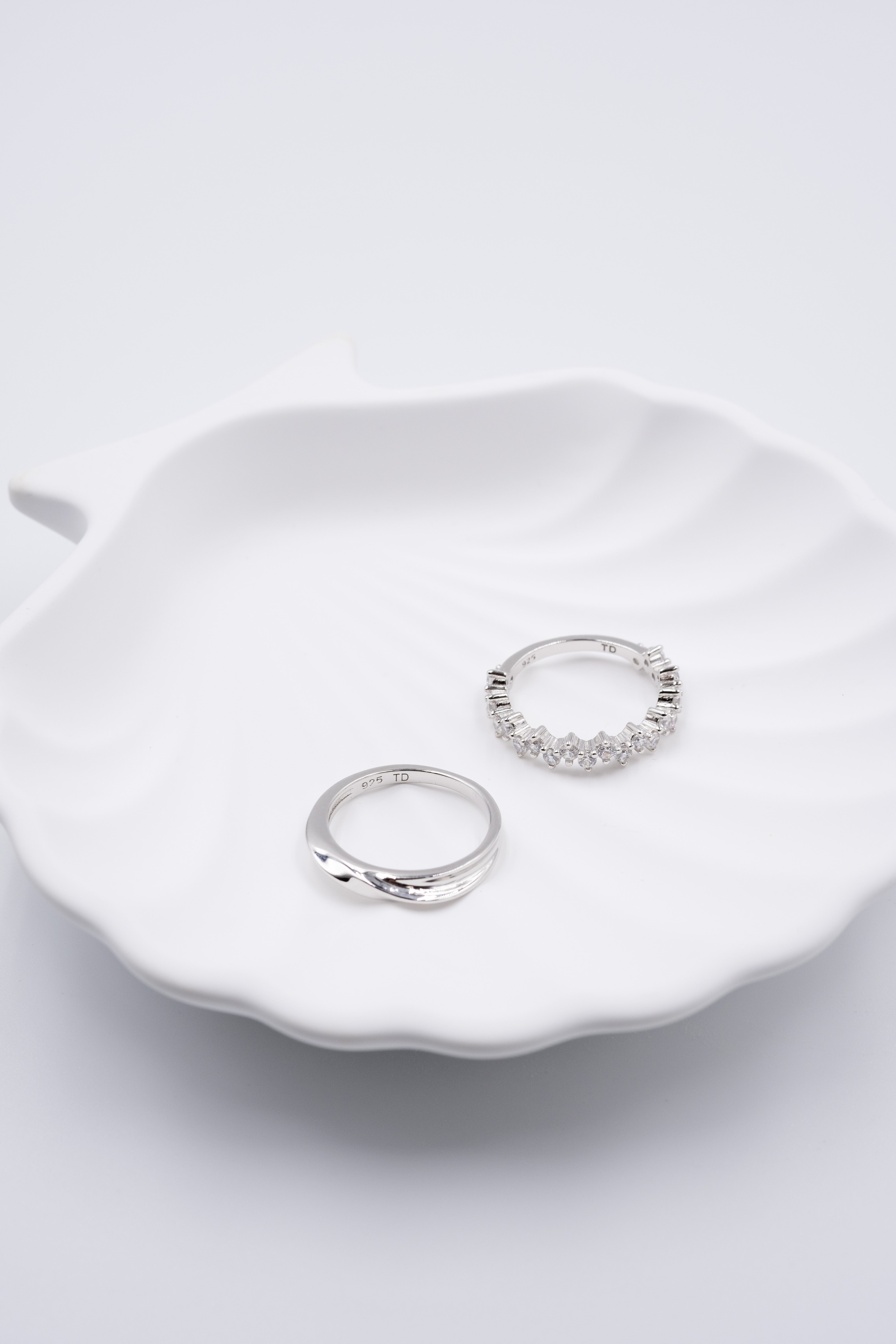 Everyday Elegance: How to Style Minimalist Rings